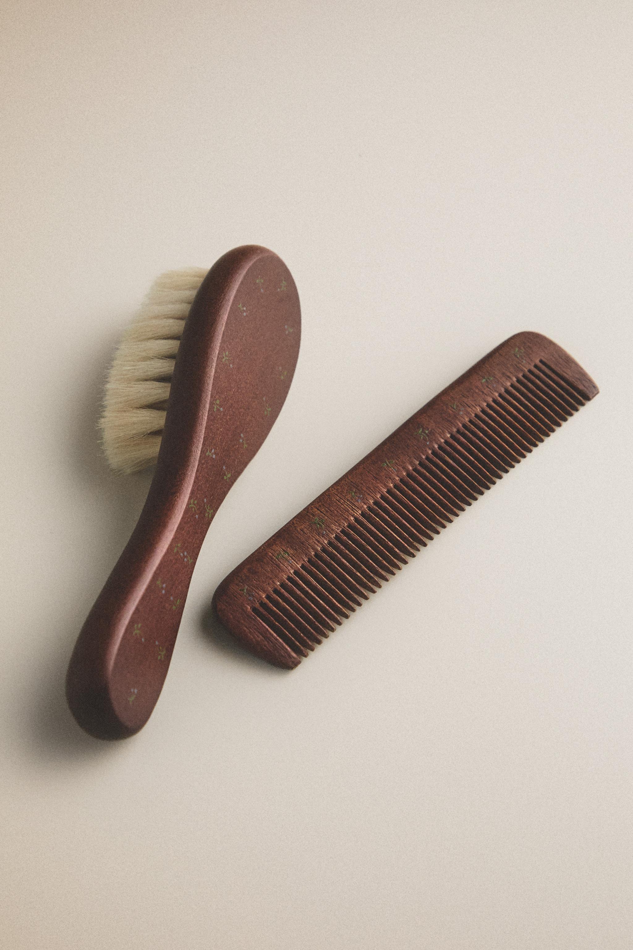 ENSEMBLE BROSSE ET PEIGNE FLEURS BÉBÉ